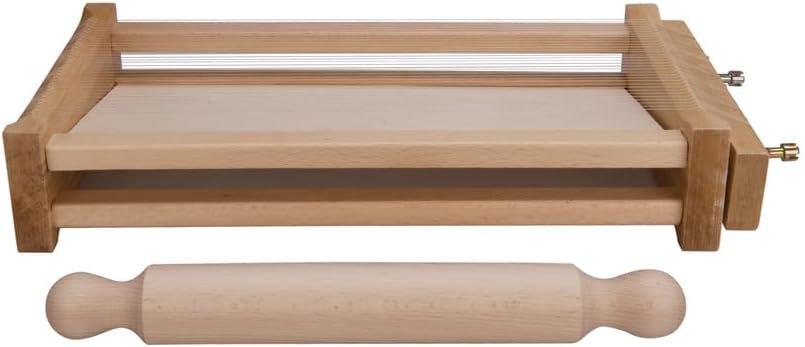 Eppicotispai “Chitarra” Pasta Cutter with 32cm/12.5-Inch Rolling Pin